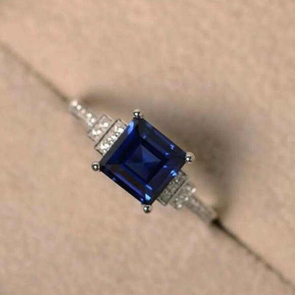 BLUE SAPPHIRE PRINCESS CUT RING - Picture 4 of 5